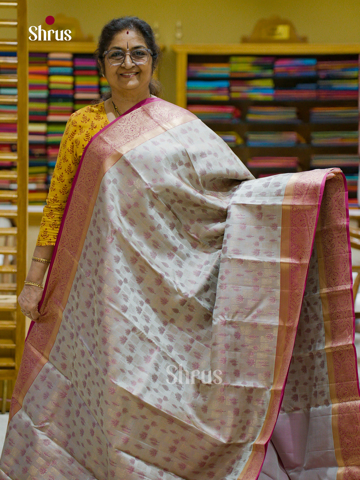 Kanchipuram silk Saree - EFS12279 - Shop on Shrus.com