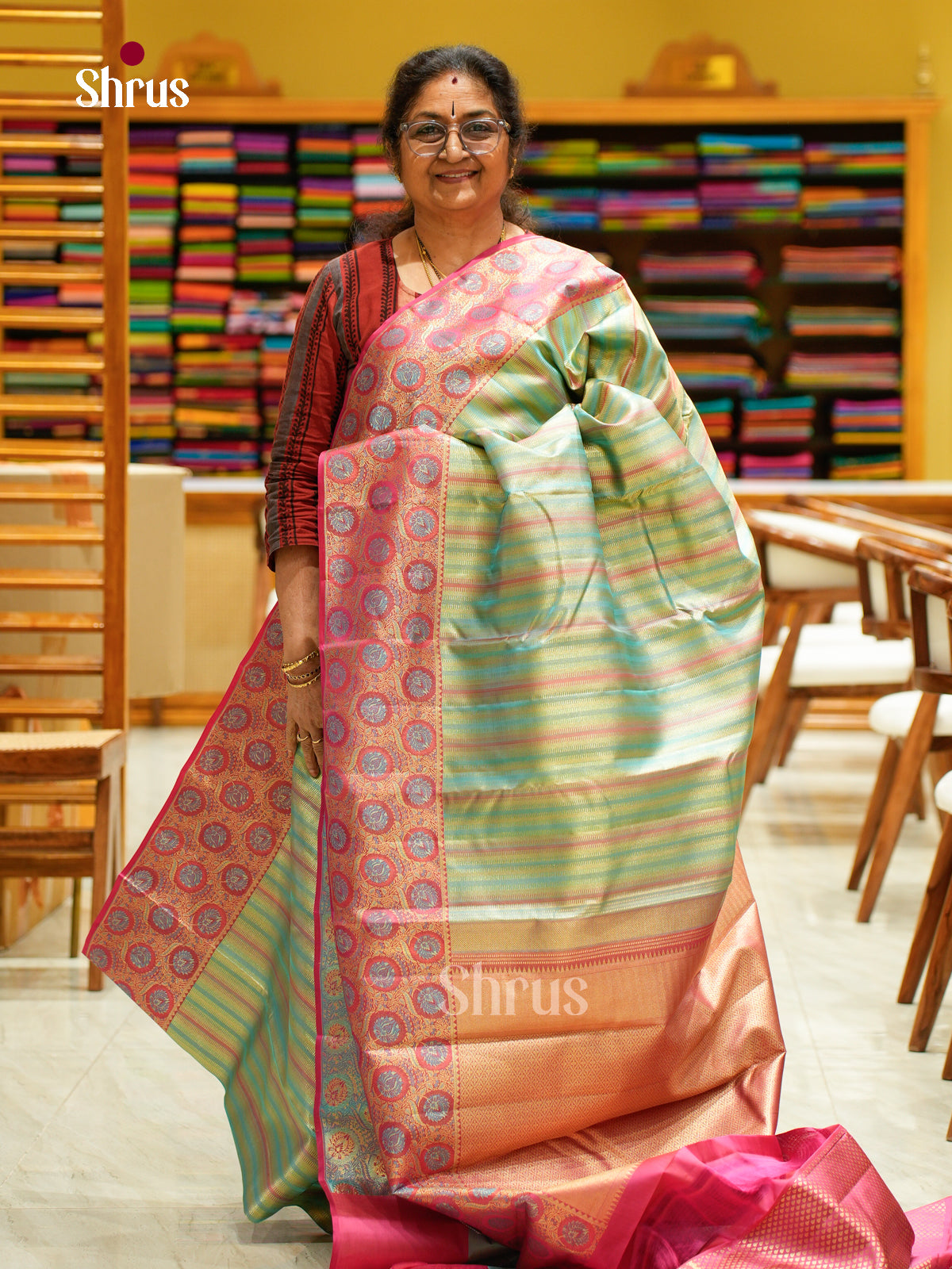 Kanchipuram silk Saree - EFS20002 - Shop on Shrus.com