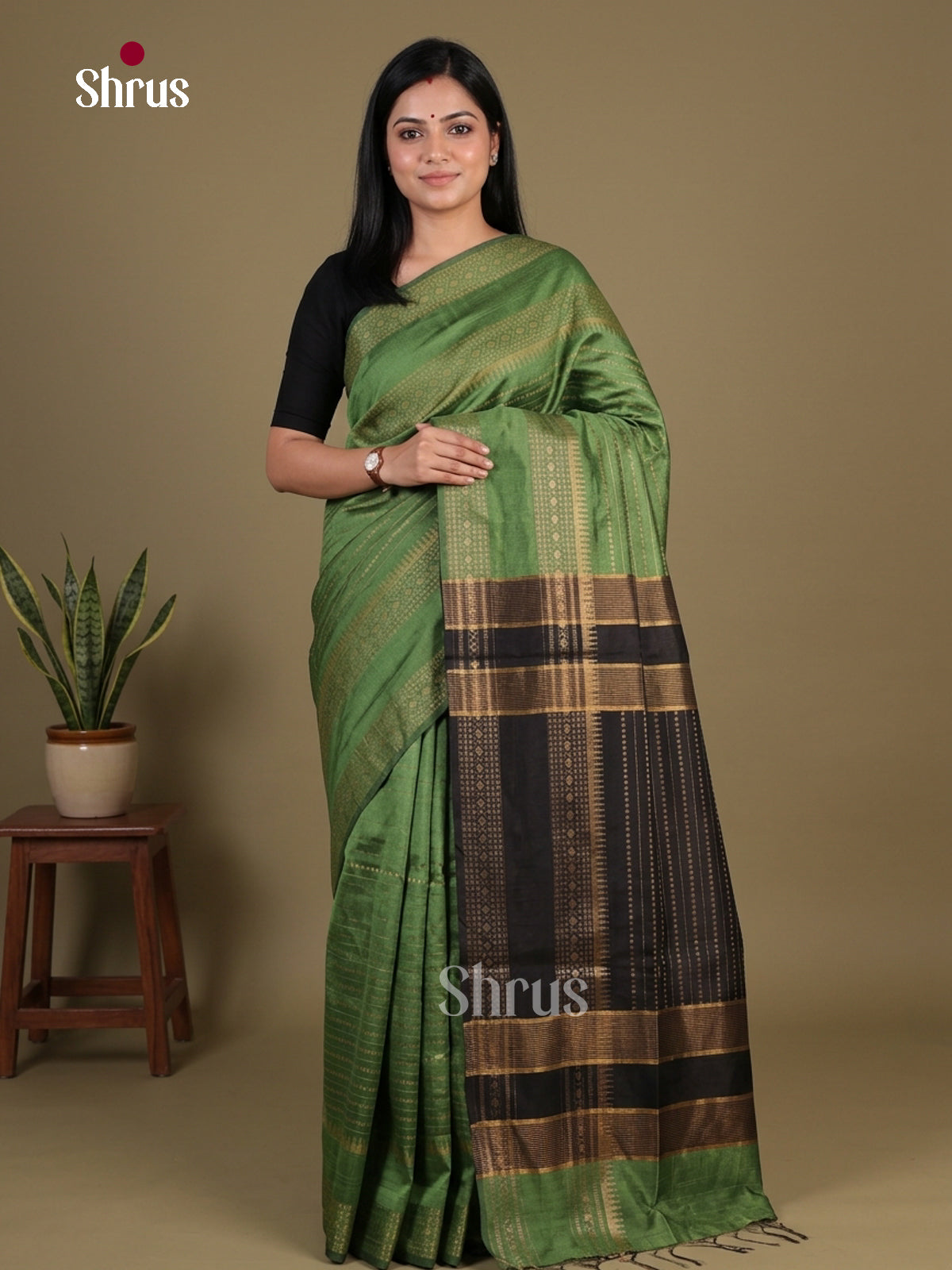 Semi Rawsilk Saree - EFS20314