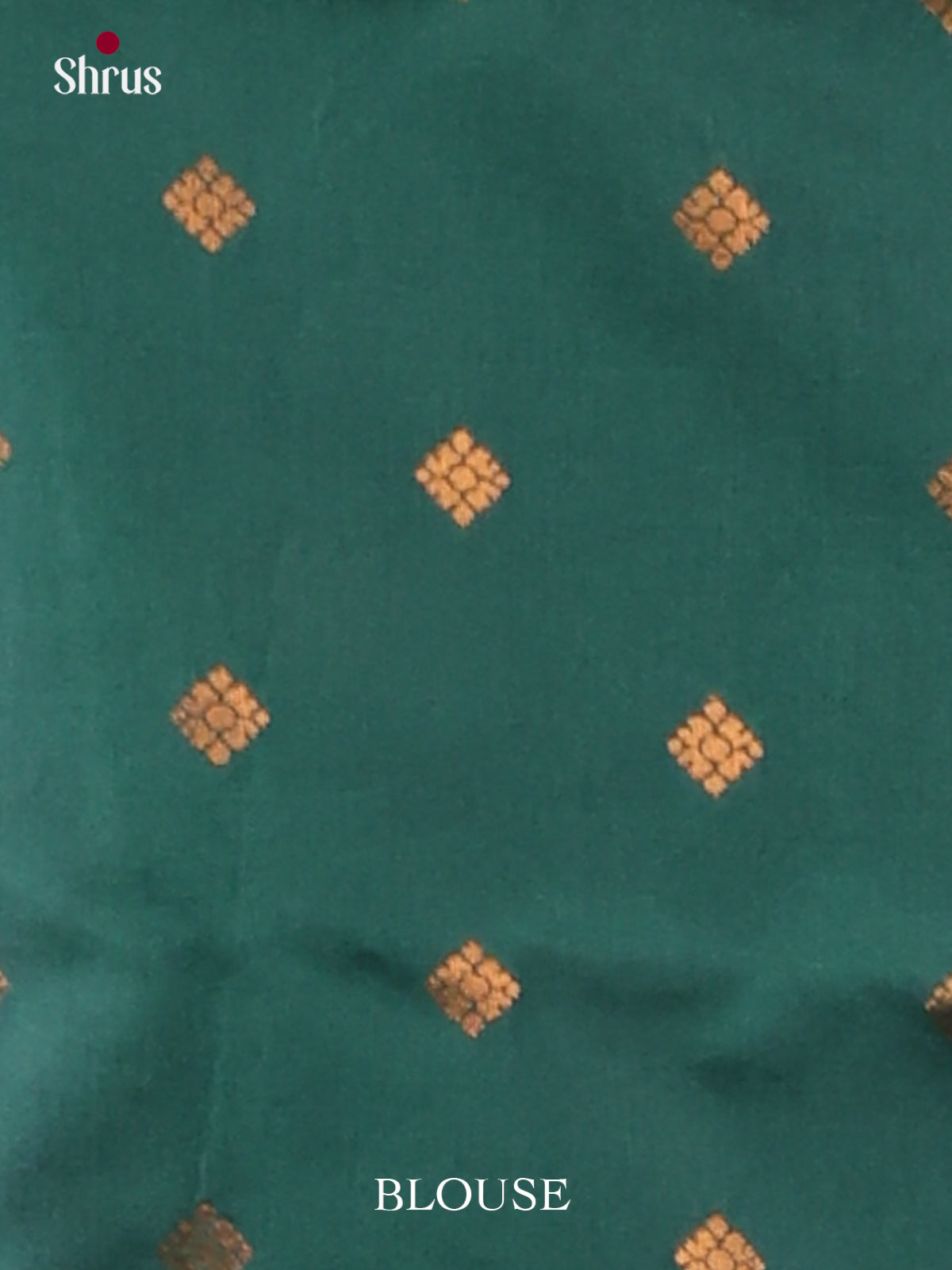 Semi Softsilk Saree - EFS22012