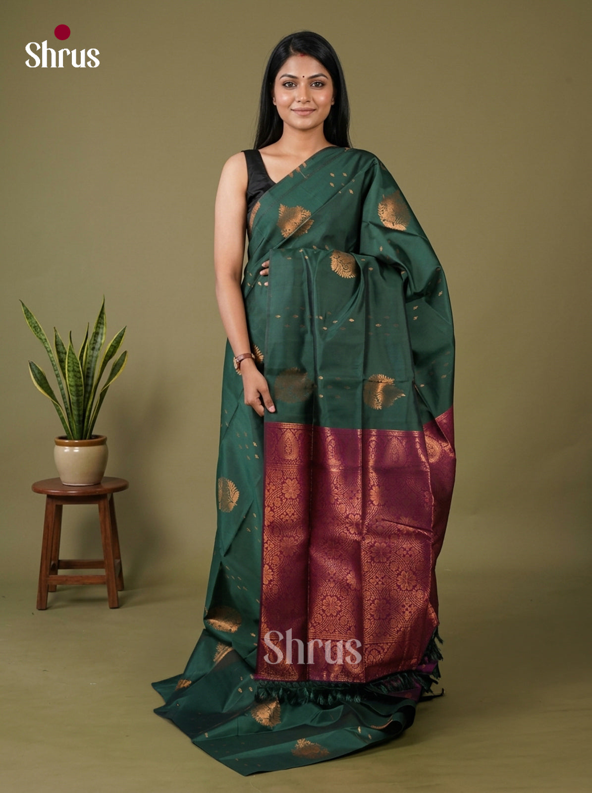 Semi Softsilk Saree - EFS22017