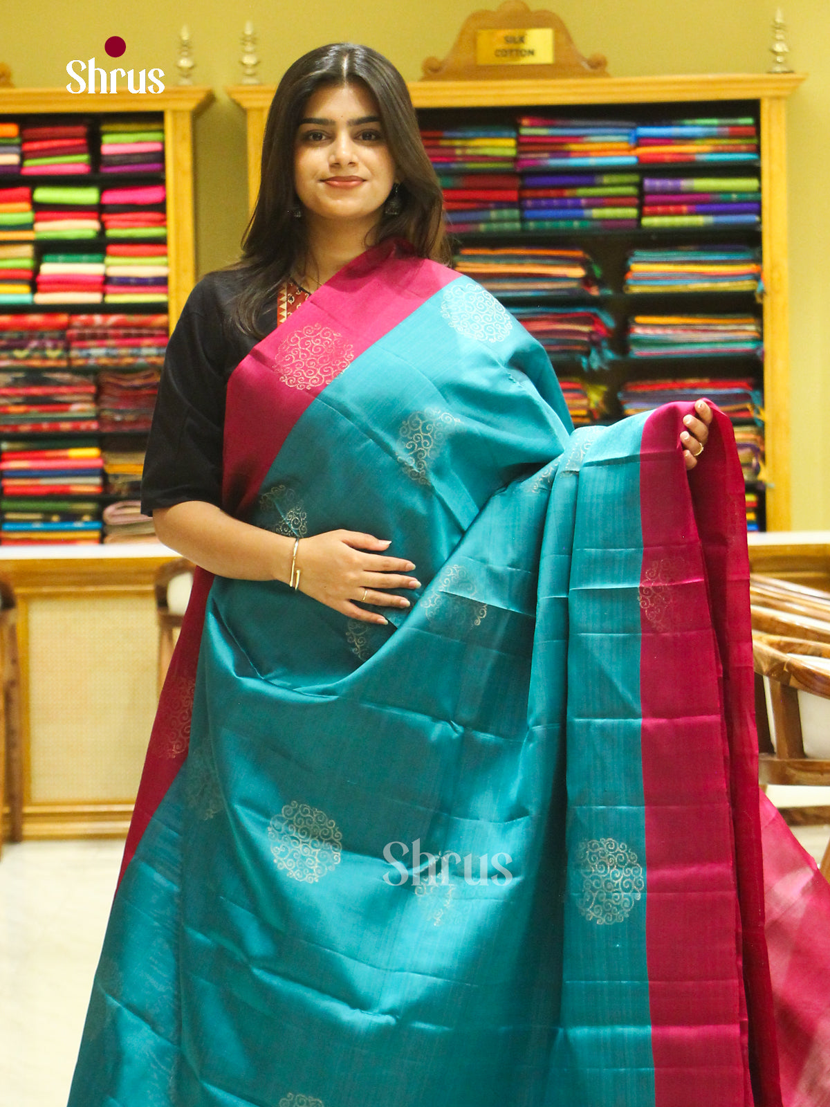 Sea Green Halfpure Soft Silk Saree with Floral Buttas | Magenta Contrast Border