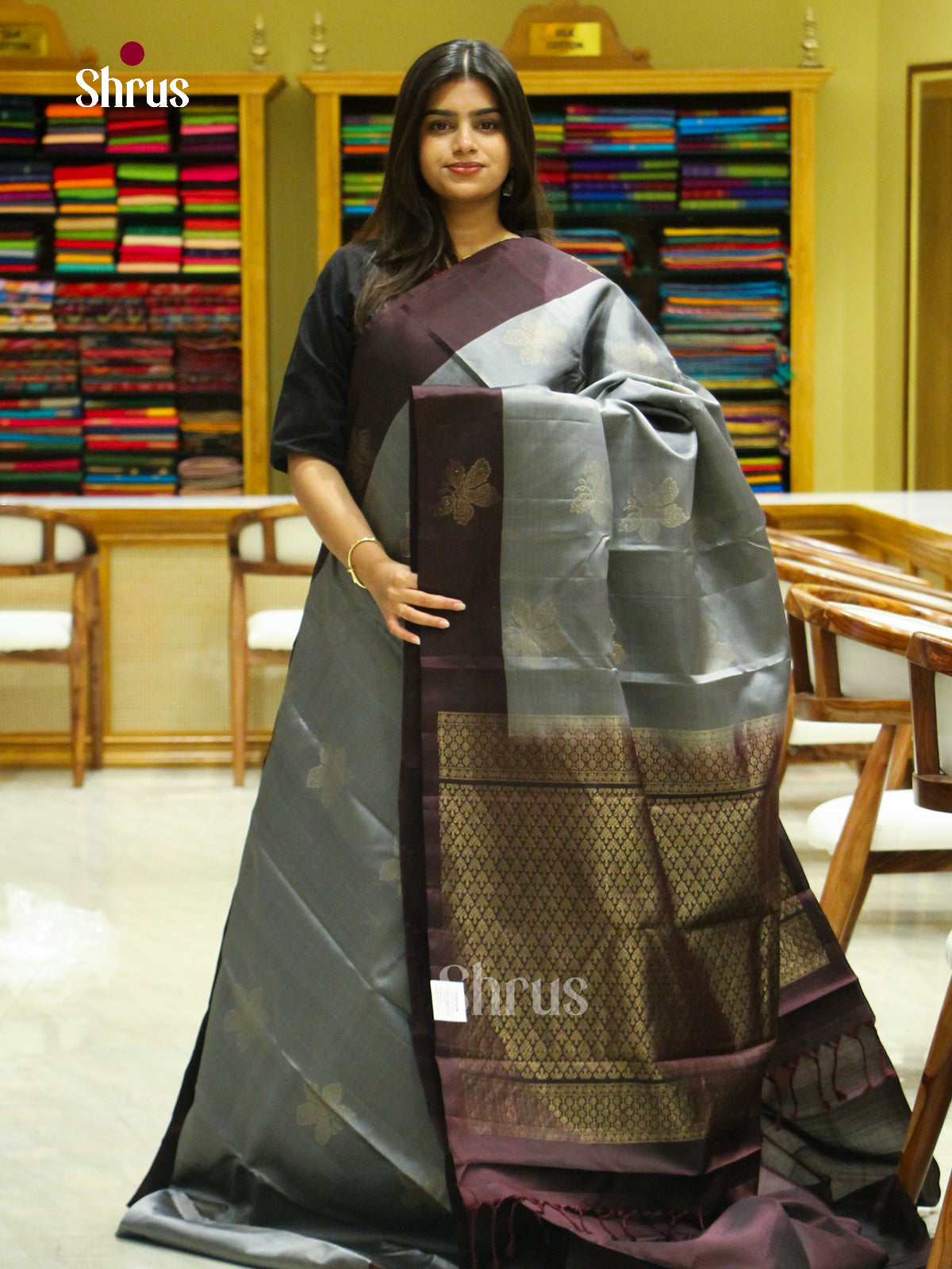Grey Soft Silk Saree with Floral Buttas | Maroon Contrast Border