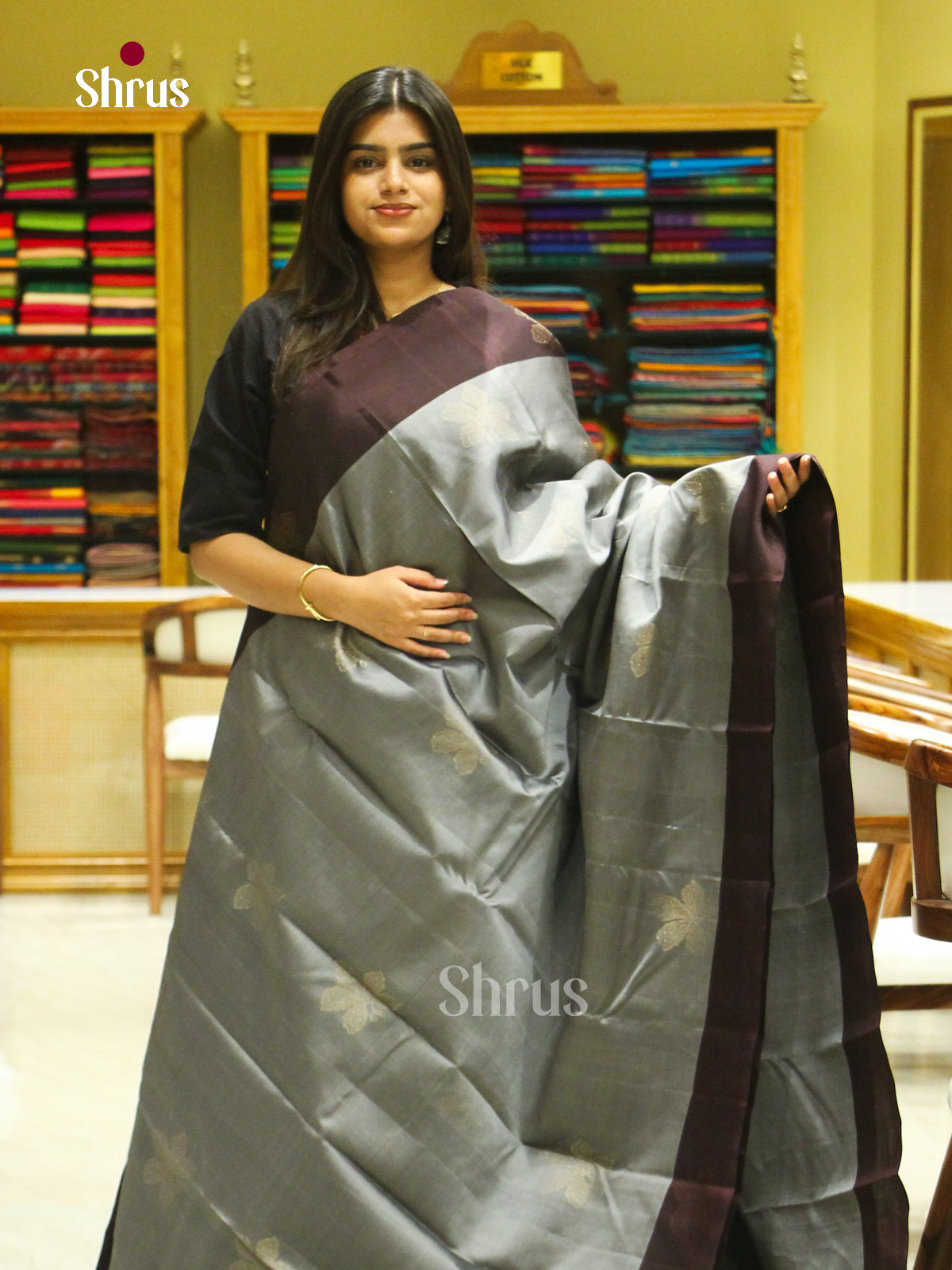 Grey Soft Silk Saree with Floral Buttas | Maroon Contrast Border
