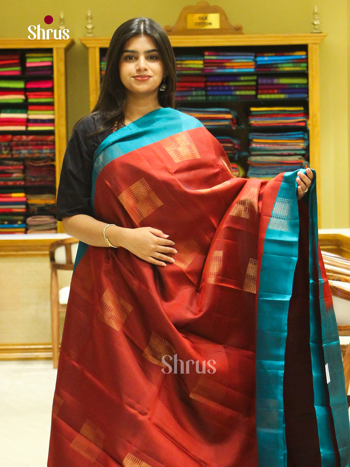 Red Soft Silk Saree with Square Buttas | Sea Green Contrast Border - Shop on Shrus.com