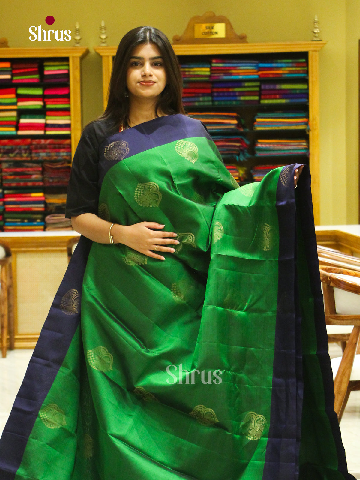 Green Halfpure Soft Silk Saree with Floral Buttas | Navy Blue Contrast Border - Shop on Shrus.com