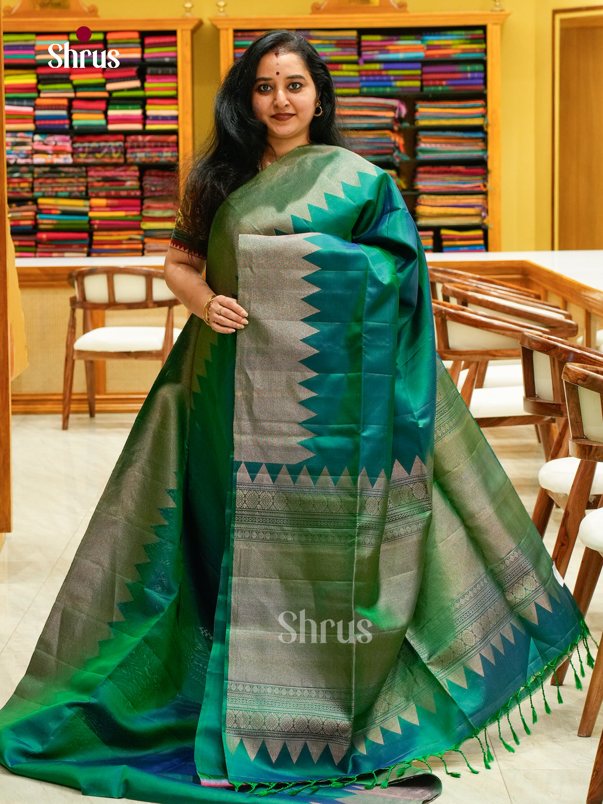 Dark Green Soft Silk Saree — EFS27018 - Shop on Shrus.com