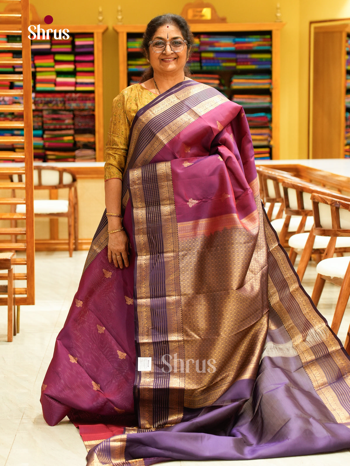 Kanchipuram silk Saree - EFS27095 - Shop on Shrus.com