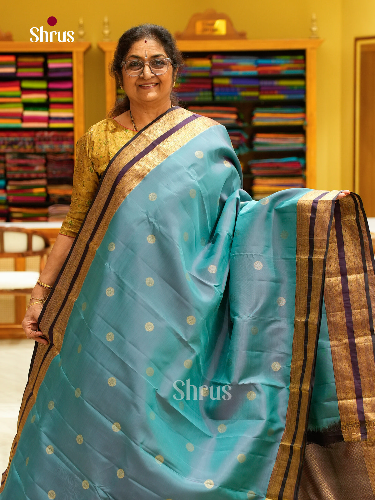Kanchipuram silk Saree - EFS27119 - Shop on Shrus.com