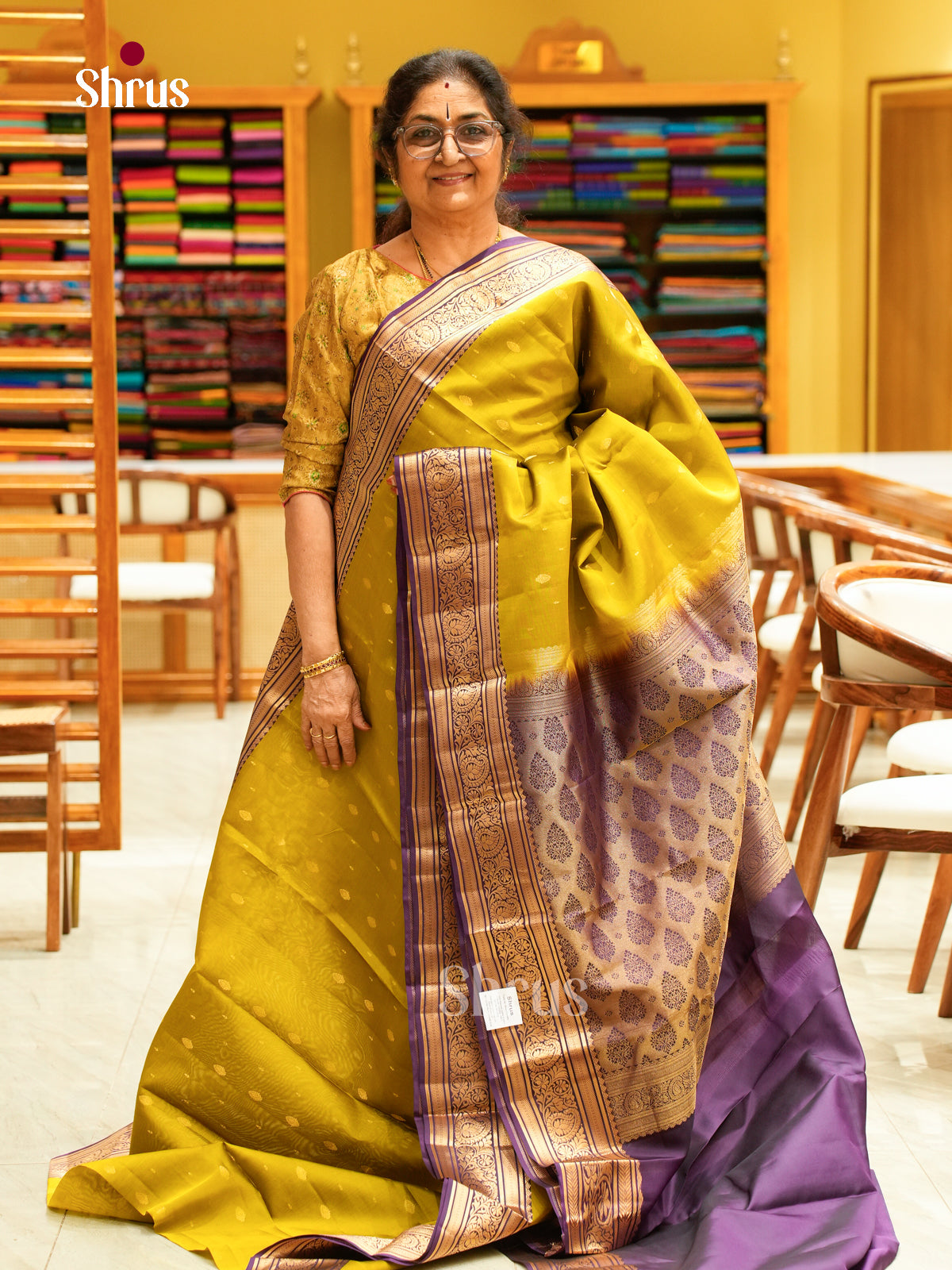 Kanchipuram silk Saree - EFS27157 - Shop on Shrus.com
