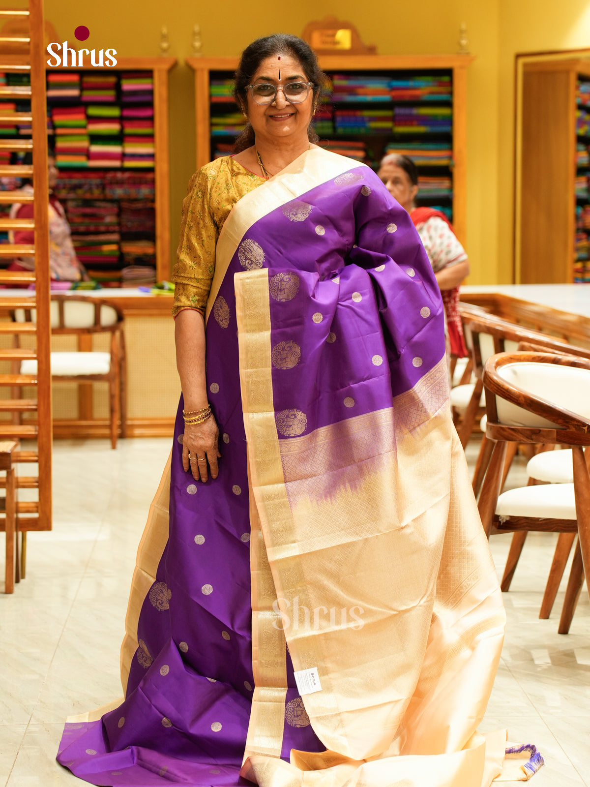 Kanchipuram silk Saree - EFS27168 - Shop on Shrus.com
