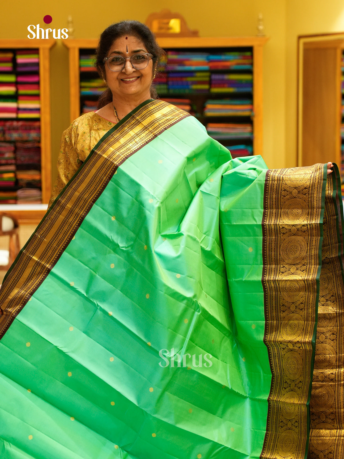 Kanchipuram silk Saree - EFS27190 - Shop on Shrus.com