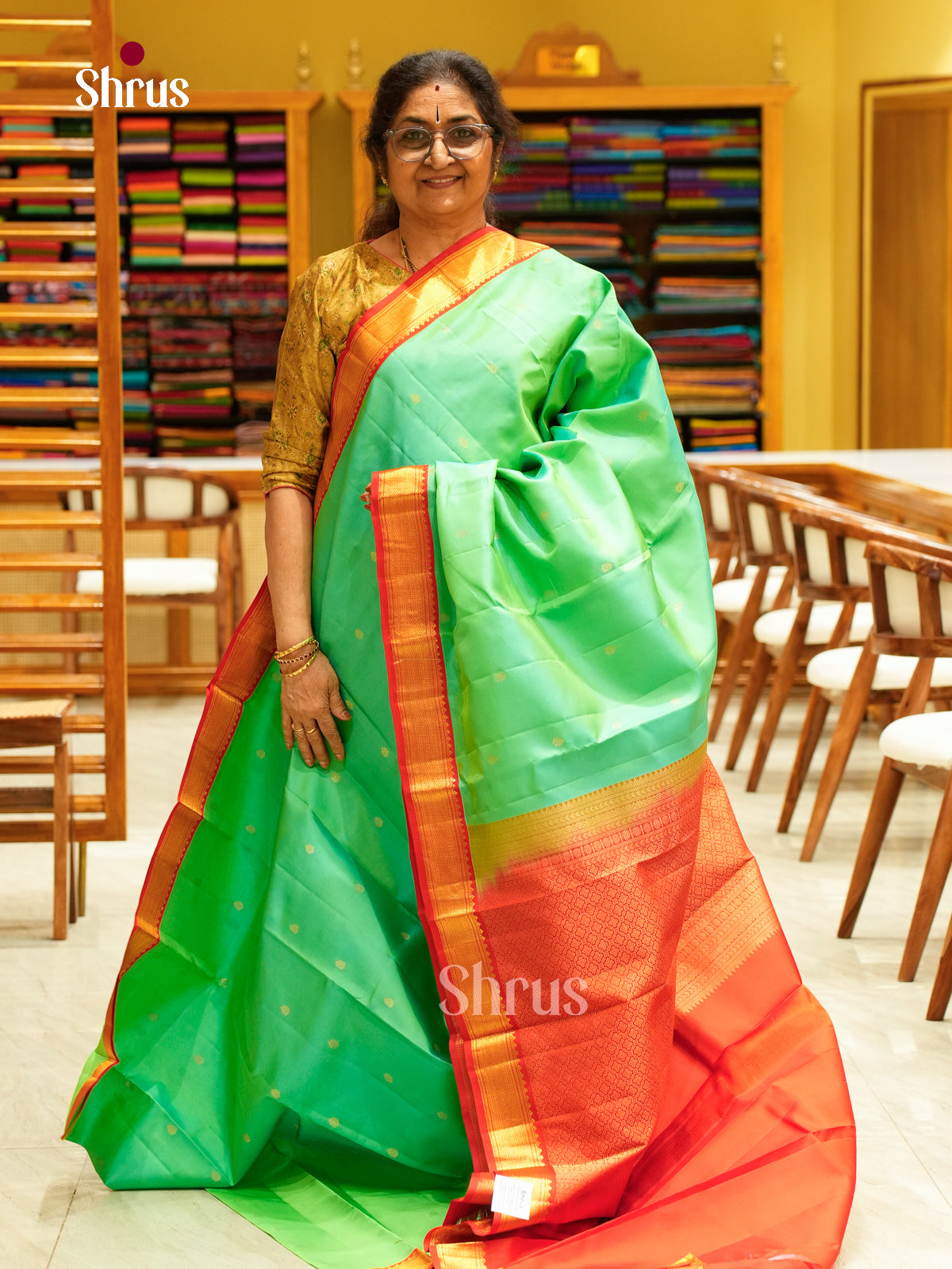 Kanchipuram silk Saree - EFS27199 - Shop on Shrus.com