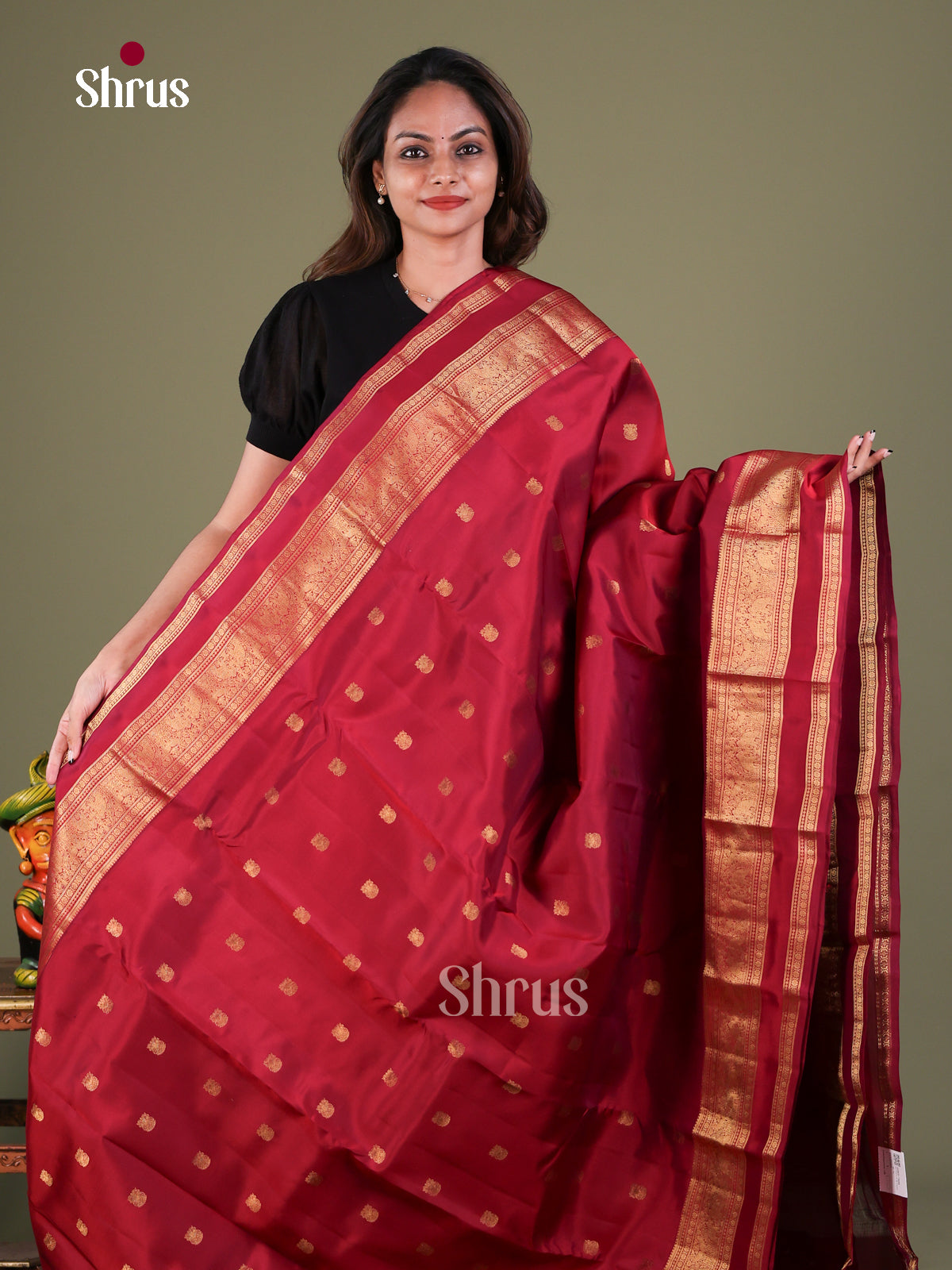 Maroon Kanchipuram Silk Saree with Floral Buttas