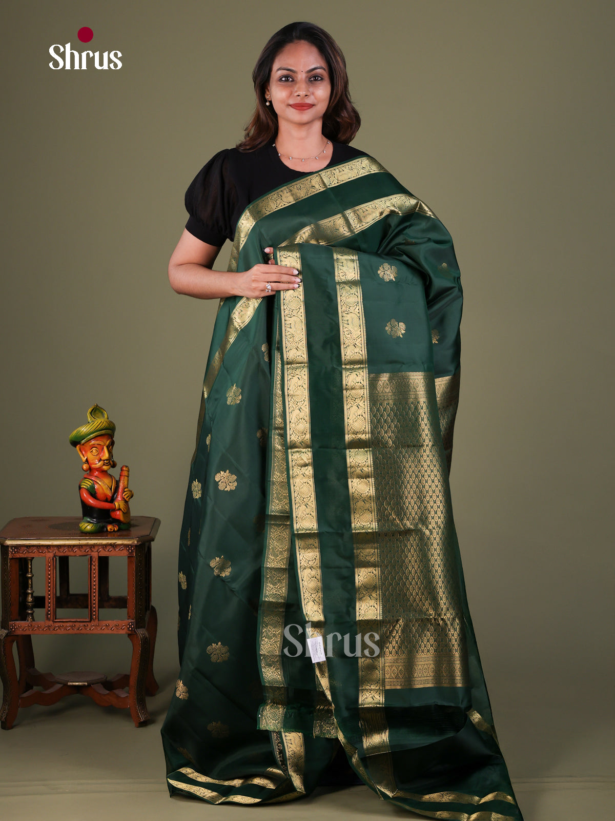 Green Kanchipuram Silk Saree with Floral Buttas — EFS27256 - Shop on Shrus.com