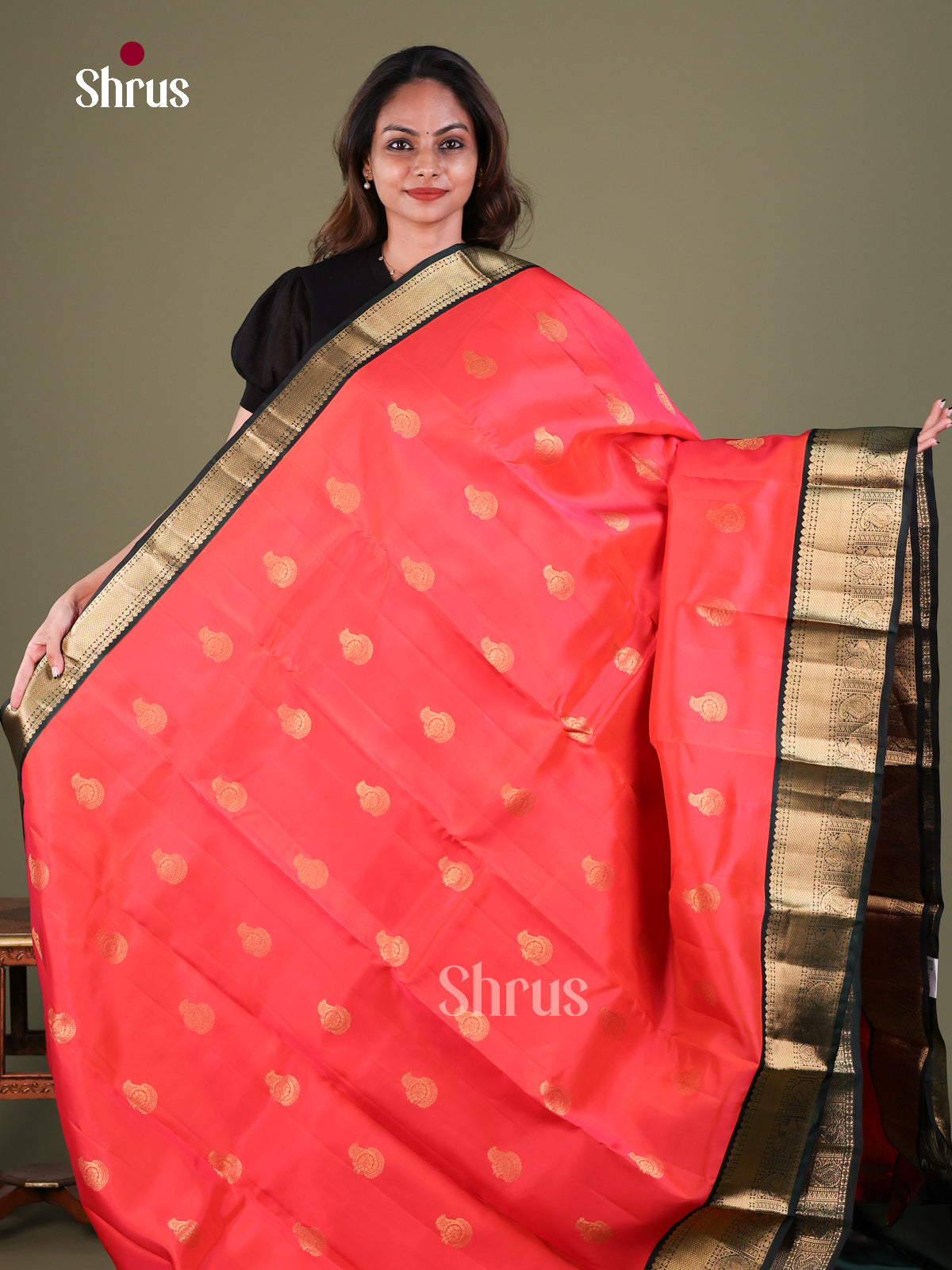 Kanchipuram silk Saree - EFS27279 - Shop on Shrus.com