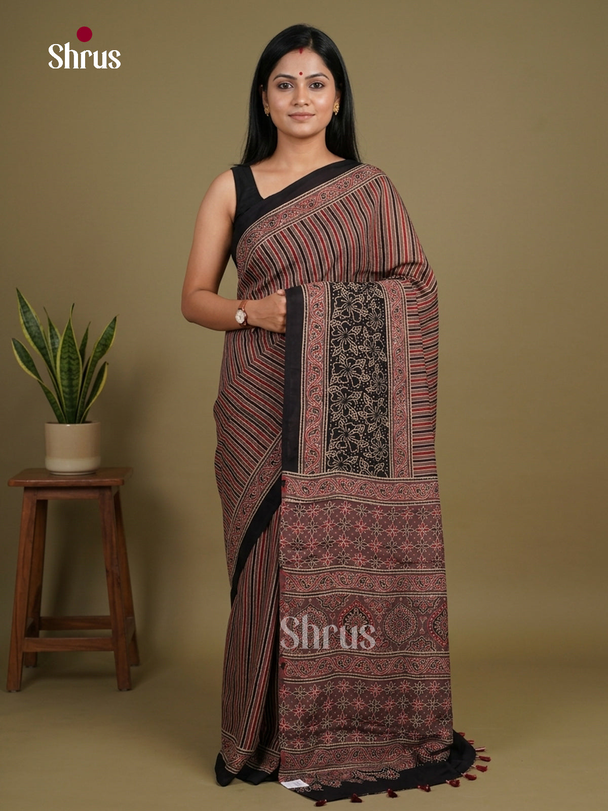 Modal Silk Saree - EFS27464