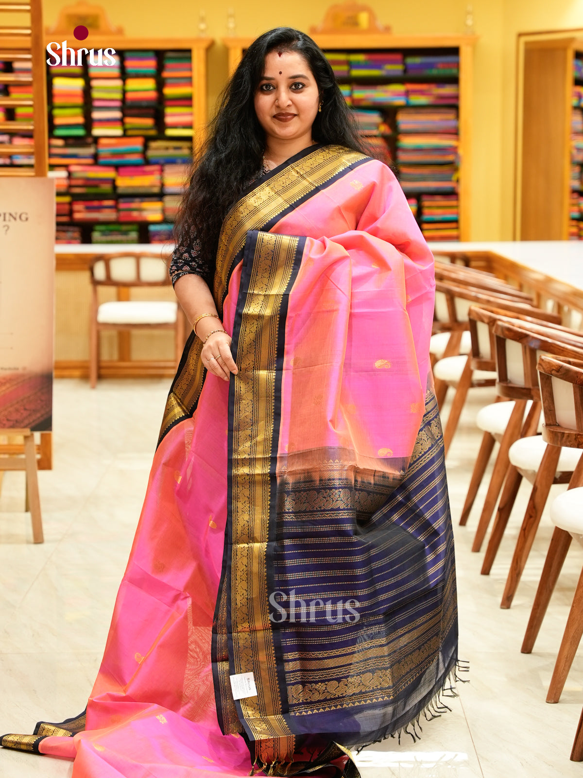 Pink Silk Cotton Saree with Peacock Buttas | Navy Blue Korvai Small Border