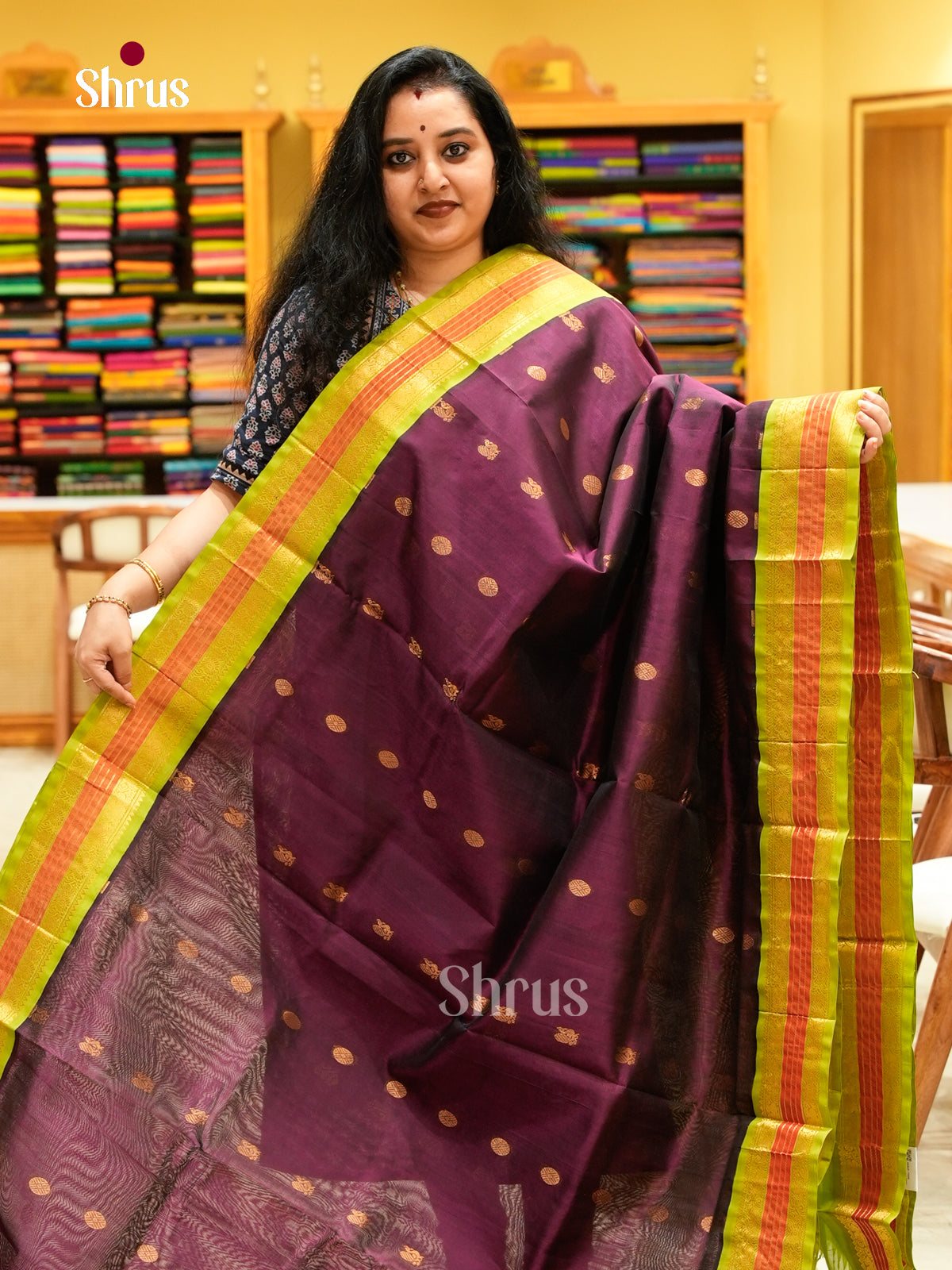 Magenta Silk Cotton Saree with Peacock Buttas | Green Contrast Border