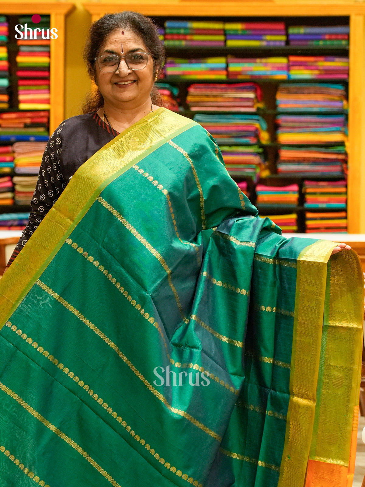 Green Halfpure Silk Cotton Saree with Mango / Paisley Buttas | Orange Contrast Border - Shop on Shrus.com
