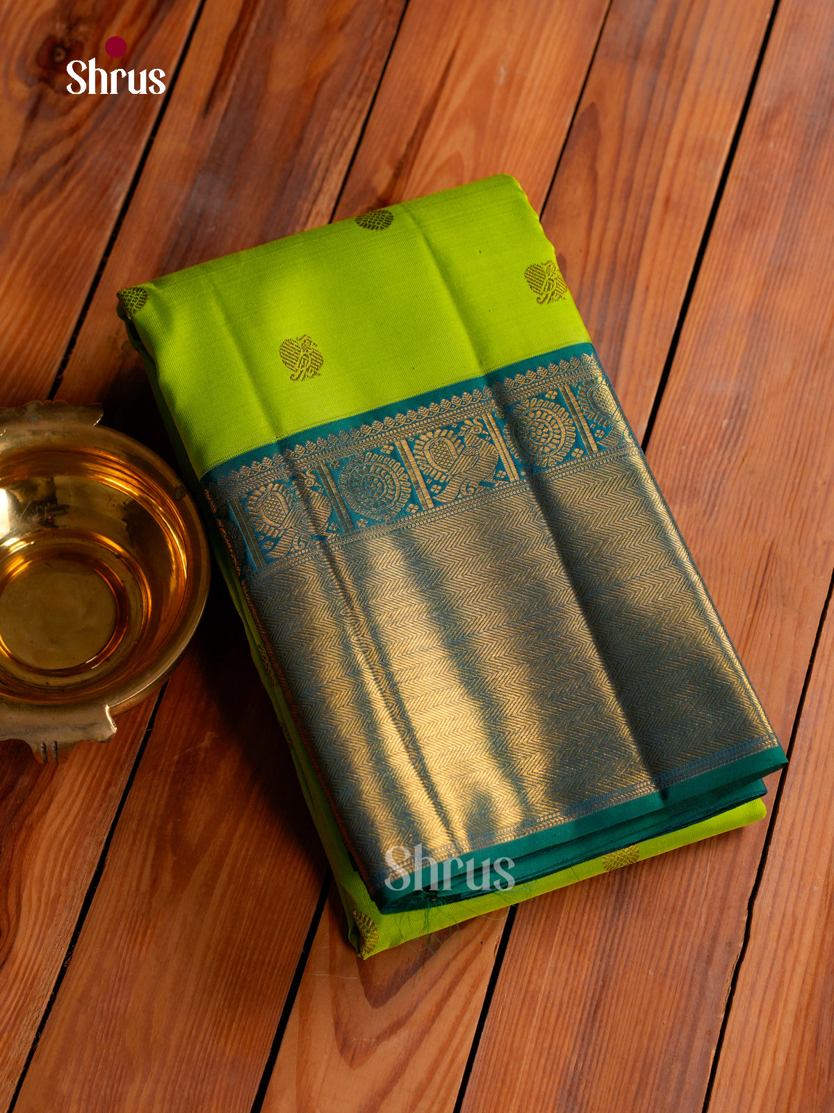 Kanchipuram silk Saree - EGS03235