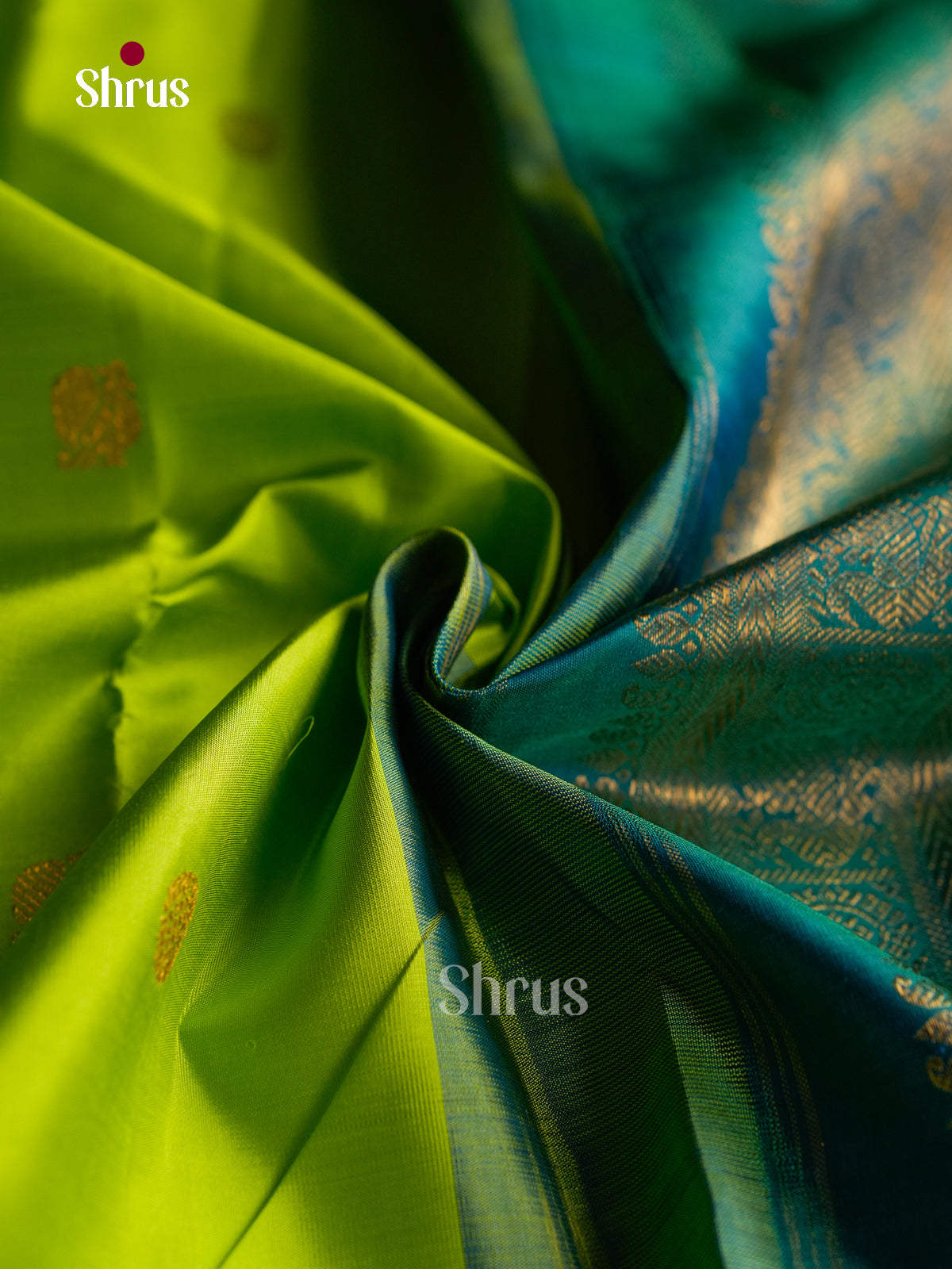 Kanchipuram silk Saree - EGS03235