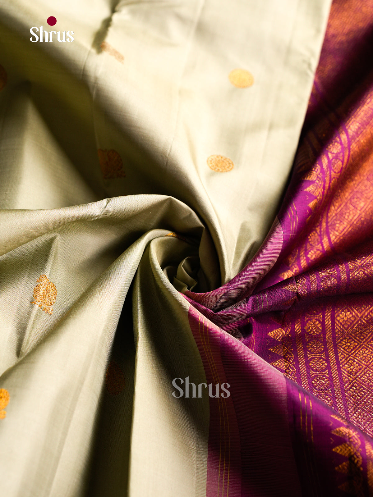 Kanchipuram silk Saree - EGS03327