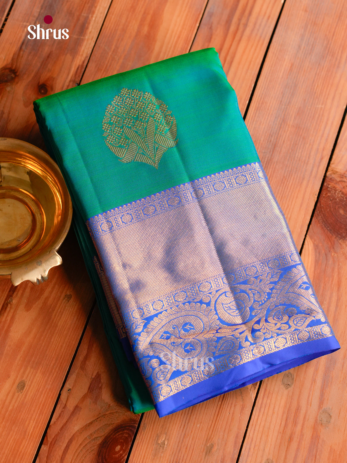 Kanchipuram silk Saree - EGS03328