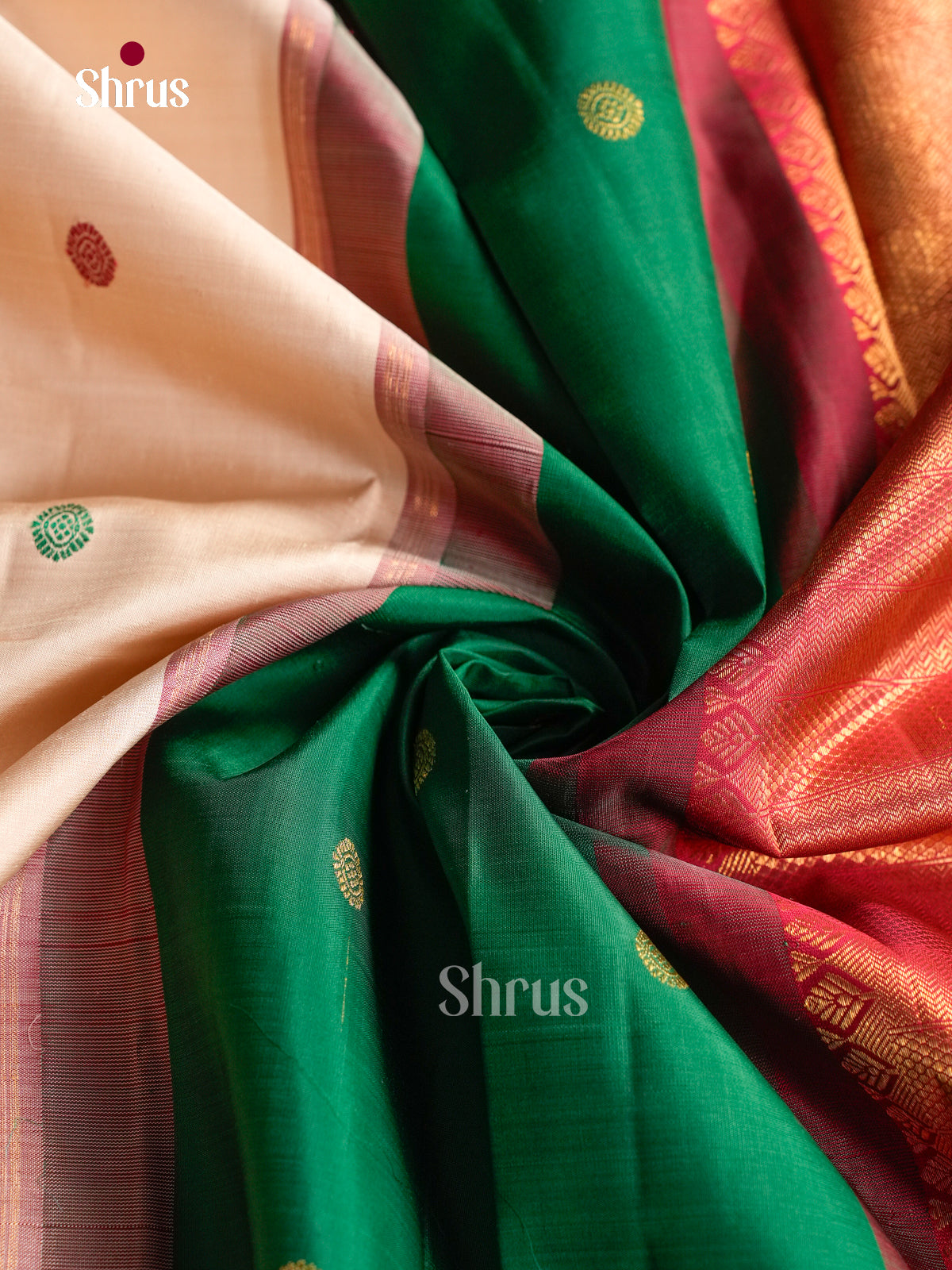 Kanchipuram silk Saree - EGS03333