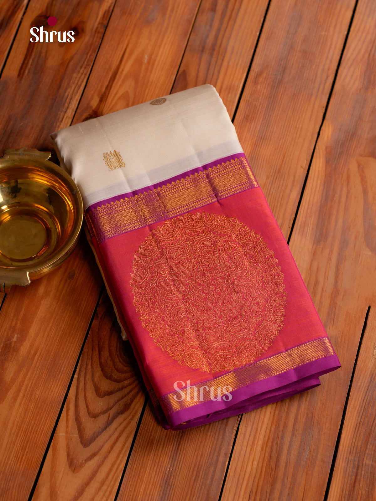 Kanchipuram silk Saree - EGS03373