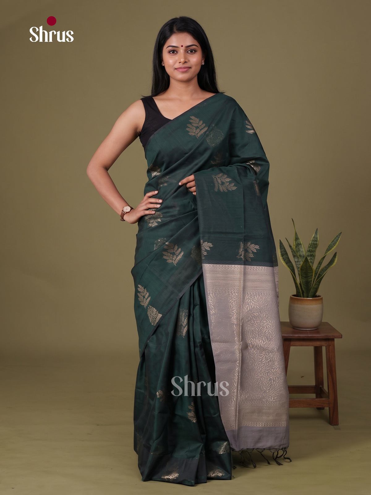 Semi Silkcotton Saree - EGS17128