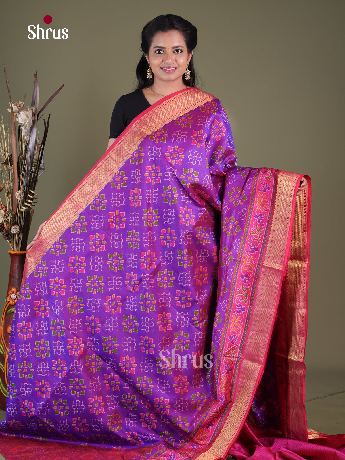Semi Patola Saree - EGS21082