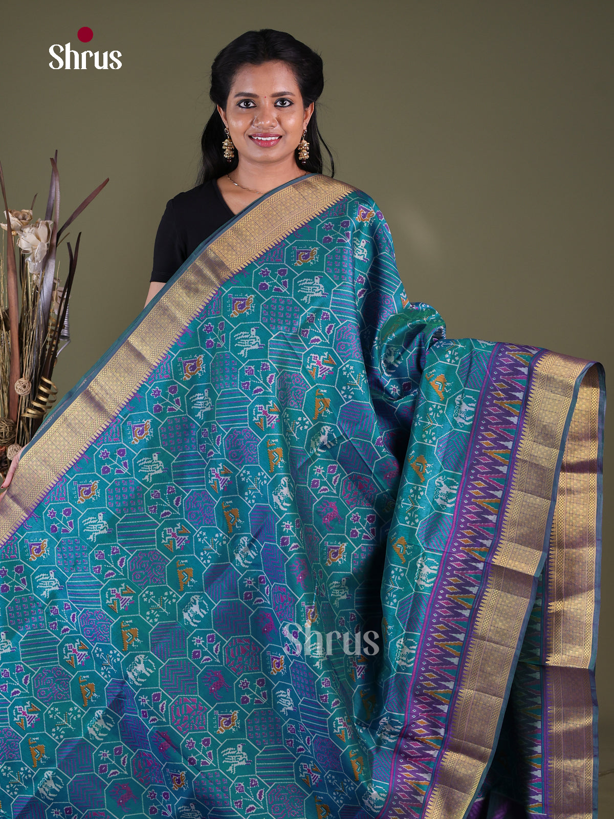 Semi Patola Saree - EGS21110