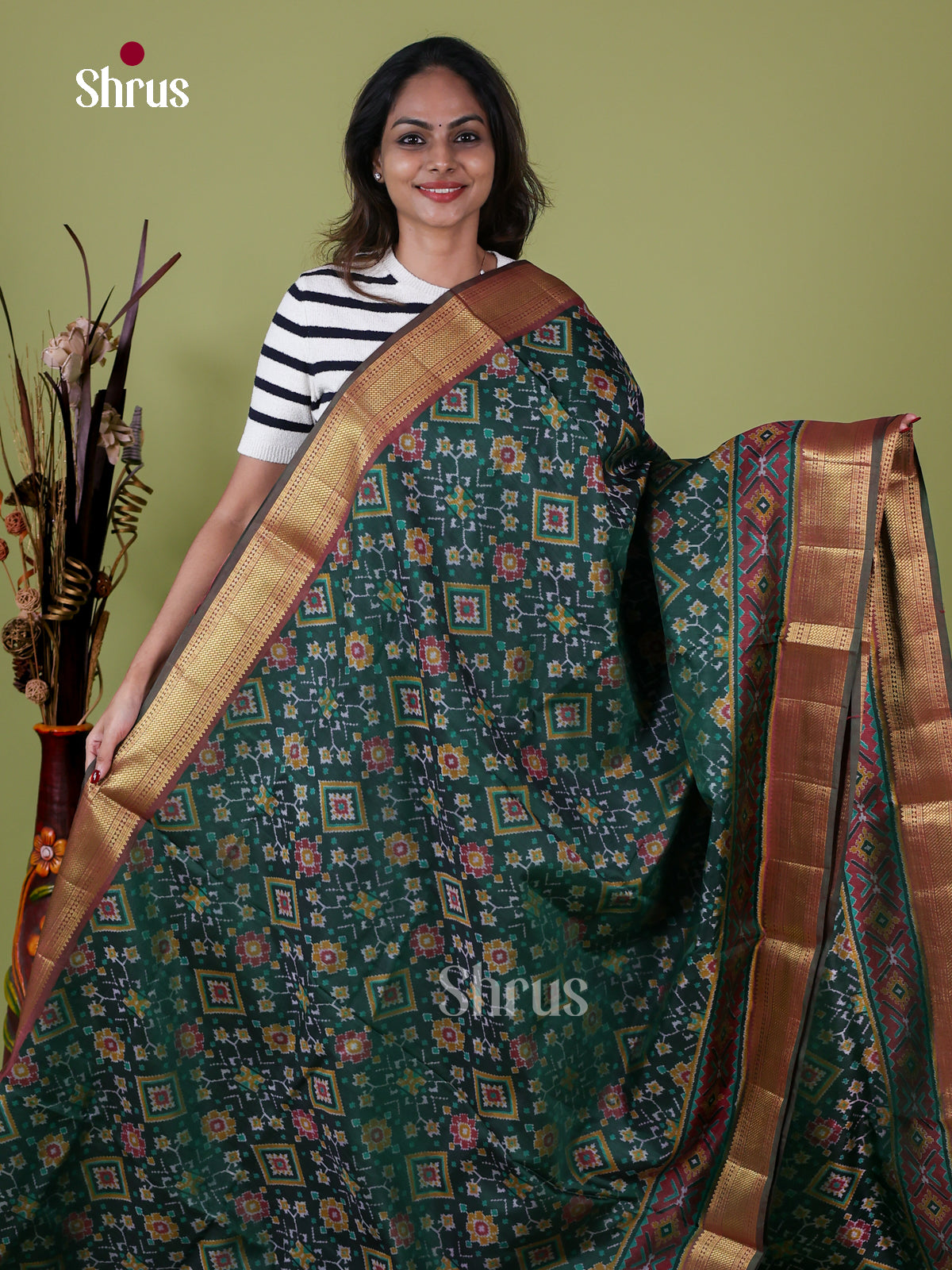 Semi Patola Saree - EGS21116