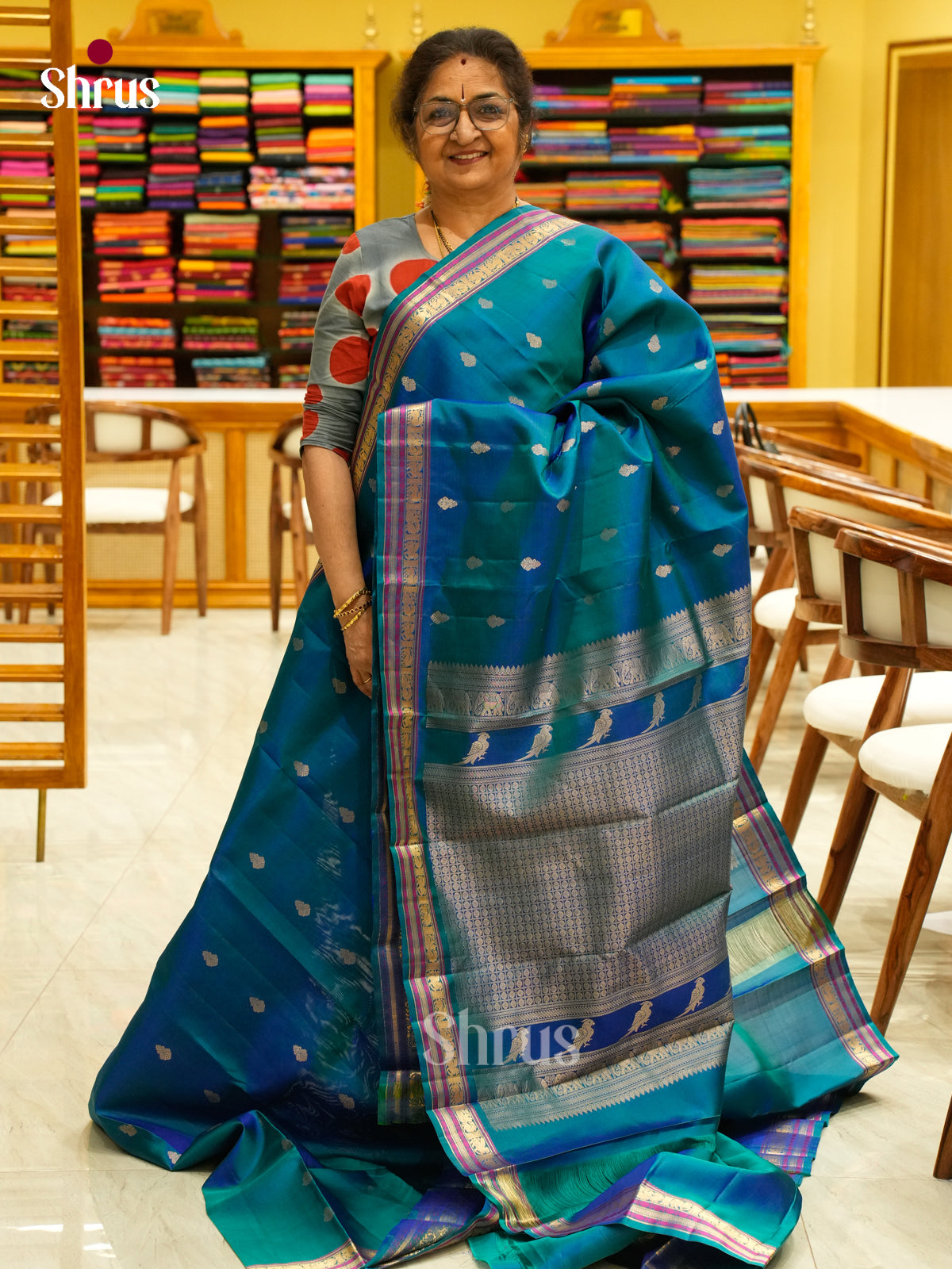 Kanchipuram silk Saree - EH01161