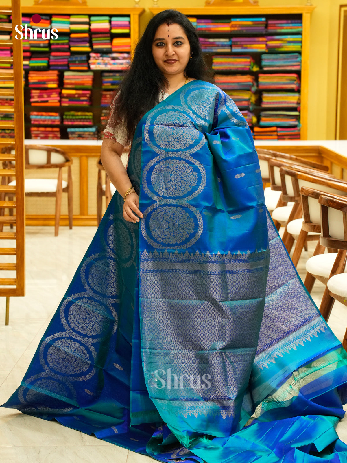 Kanchipuram Silk Saree - EH01163