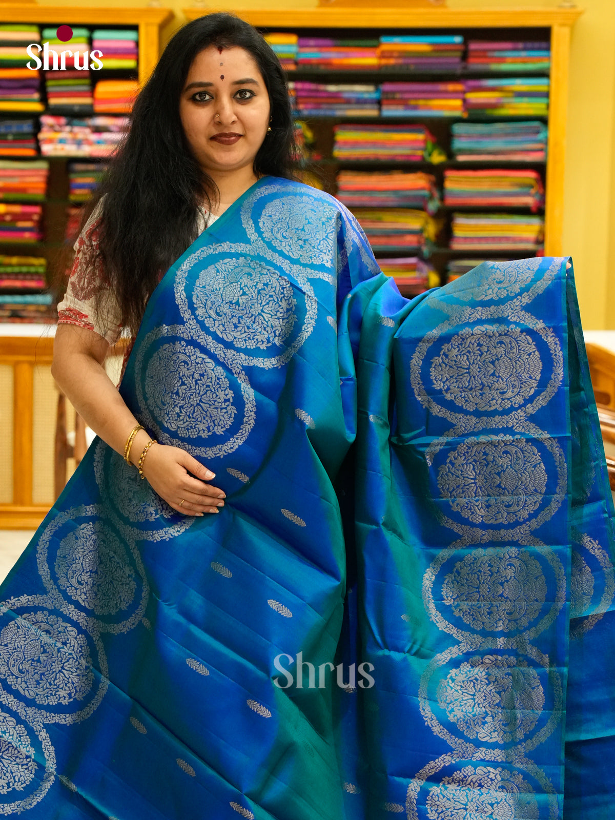 Kanchipuram Silk Saree - EH01163
