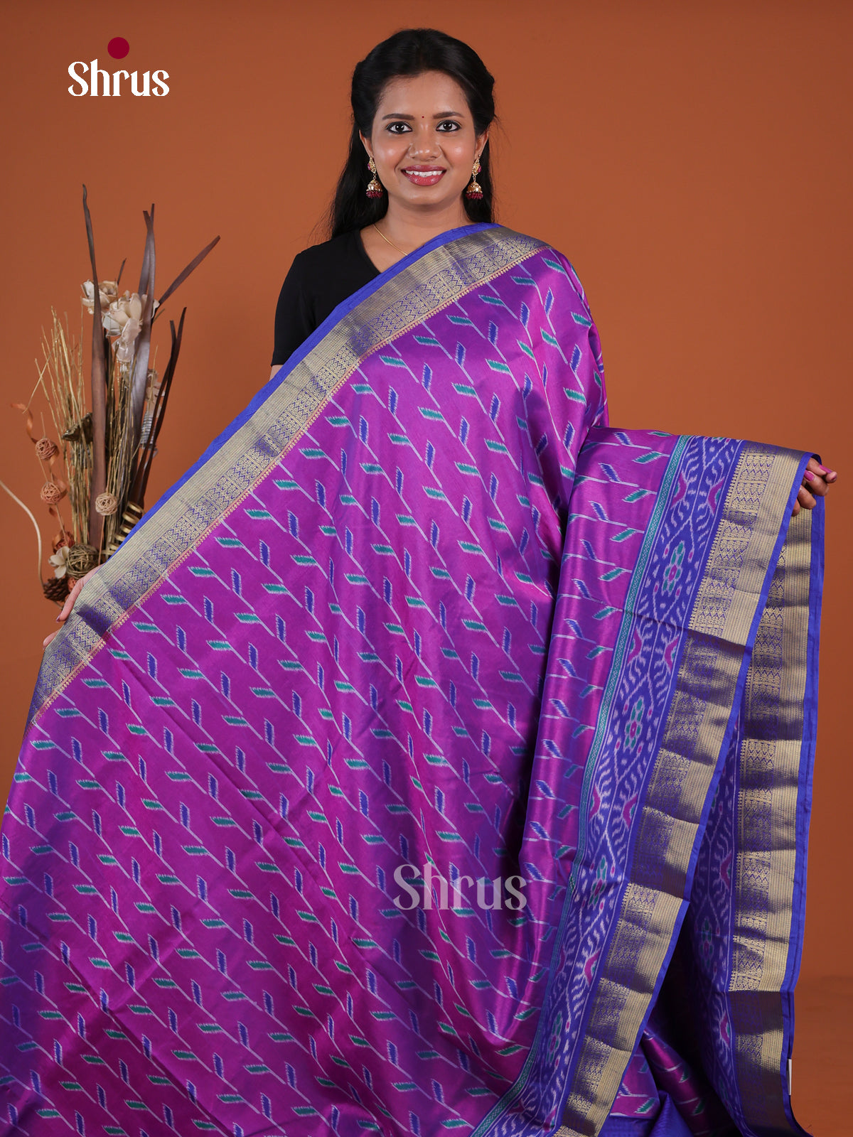 Semi Patola Saree - EH04069