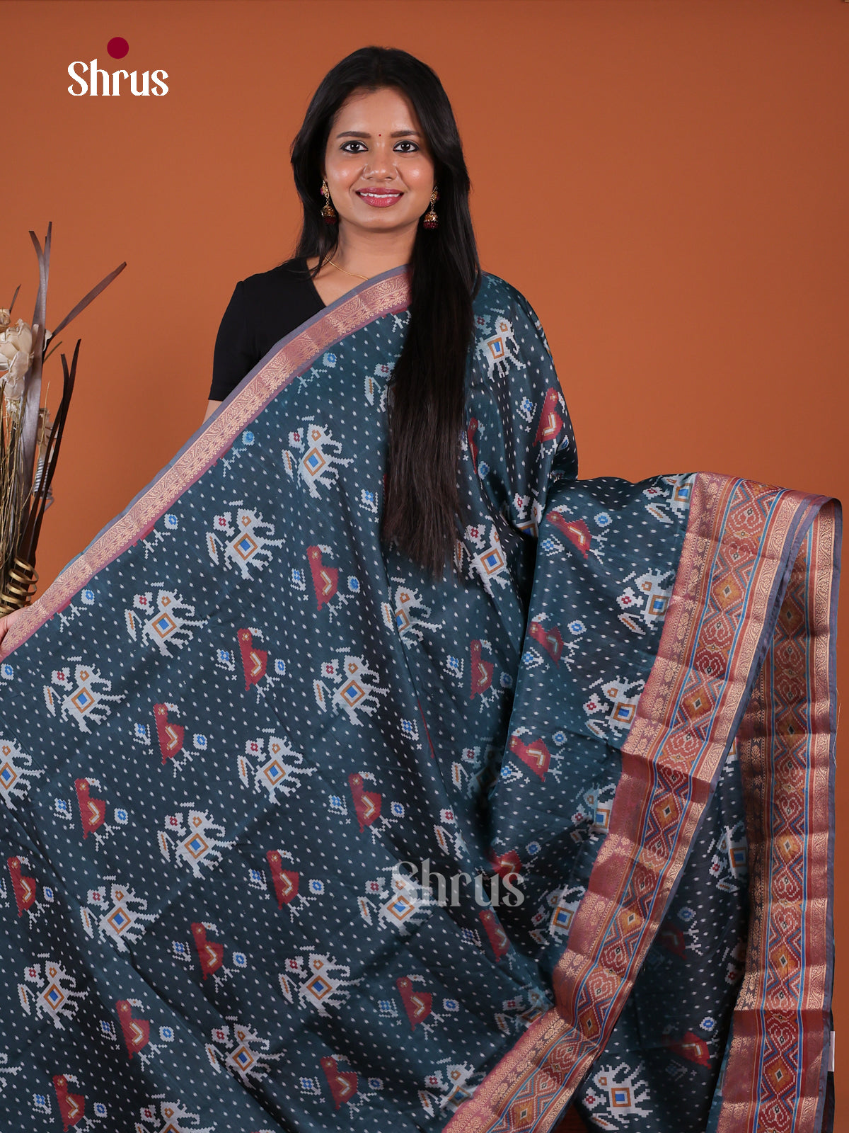 Semi Patola Saree - EH04100