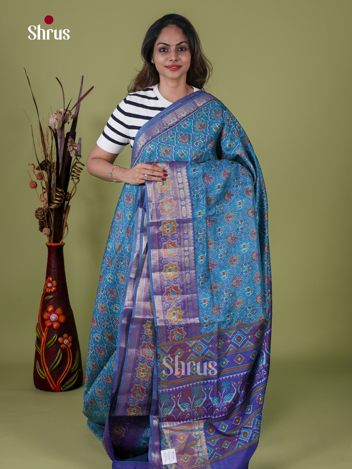 Semi Patola Saree - EH04105