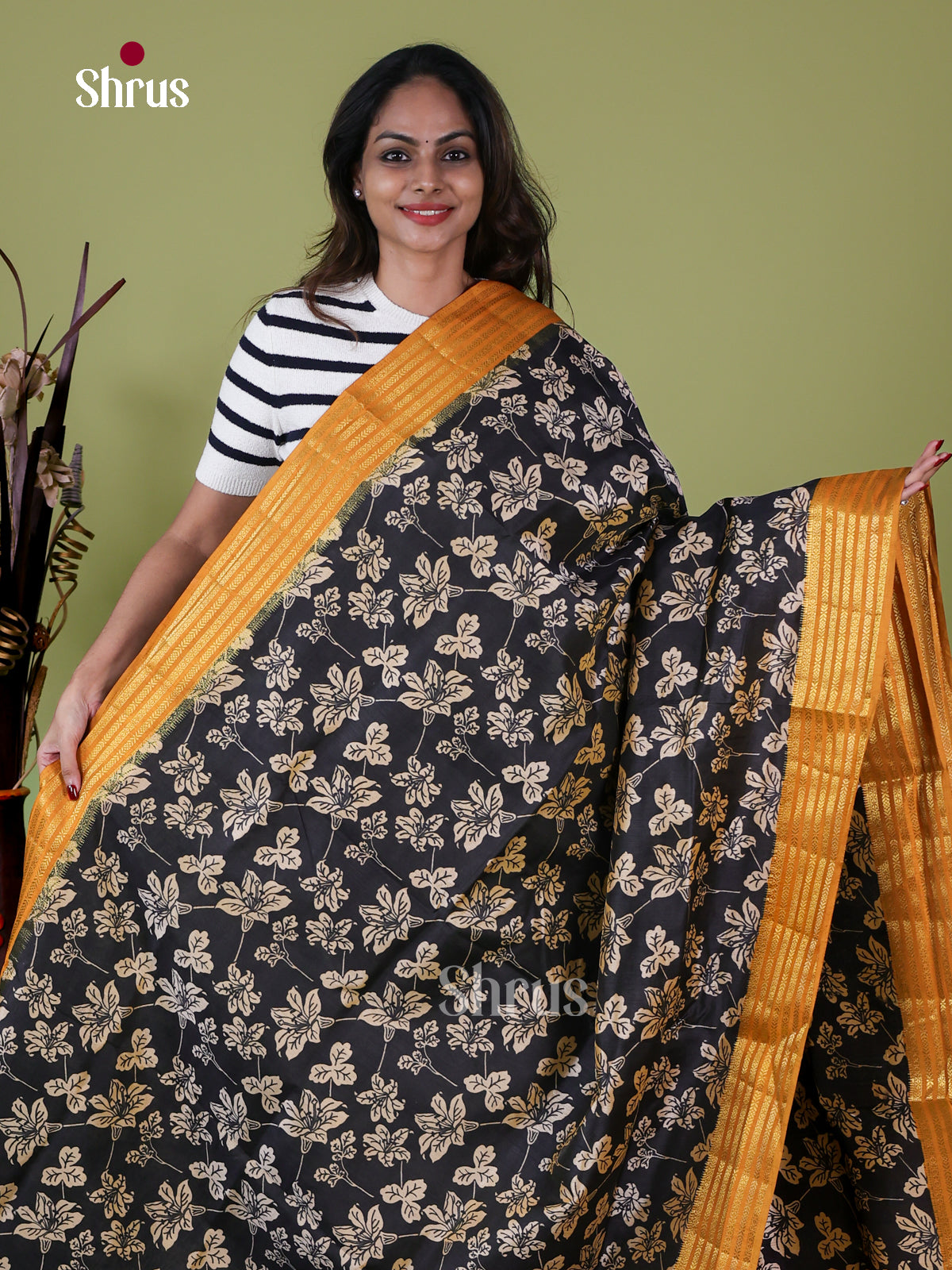 Semi Patola Saree - EH18023