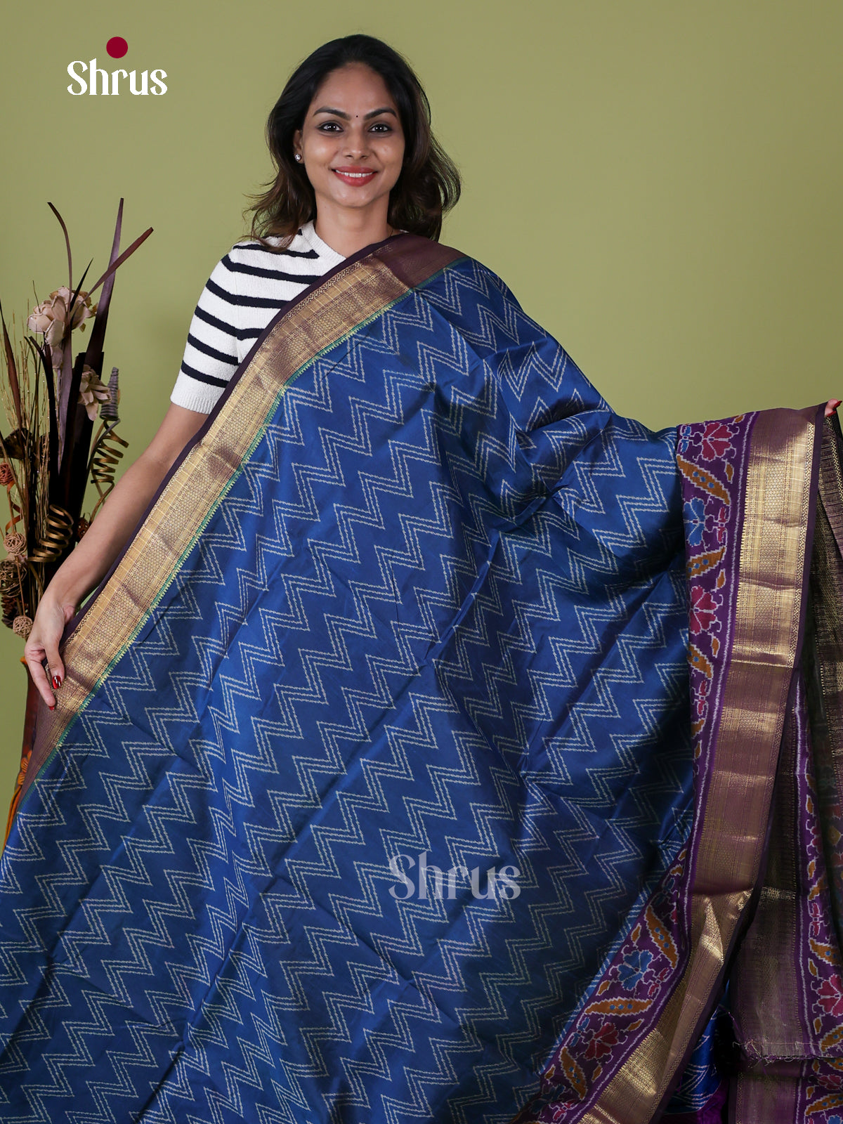 Semi Patola Saree - EH18032
