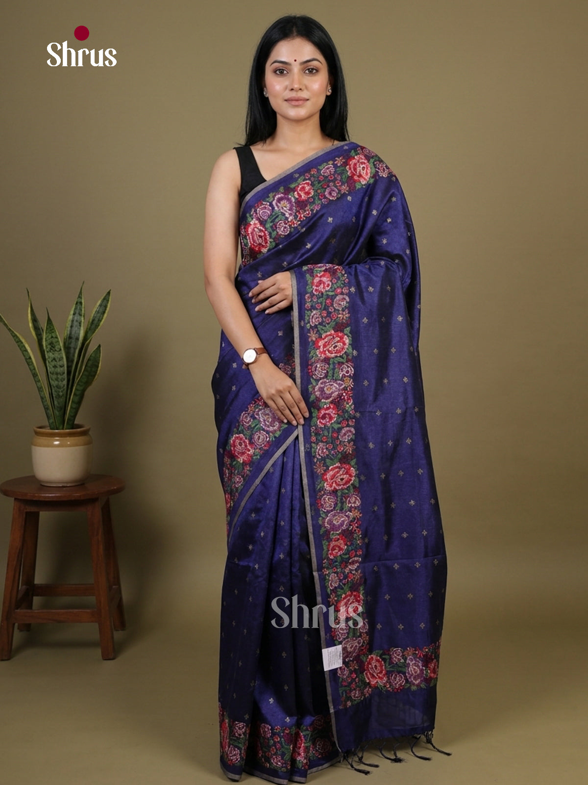 Tussar Embroidery Saree - EI02047