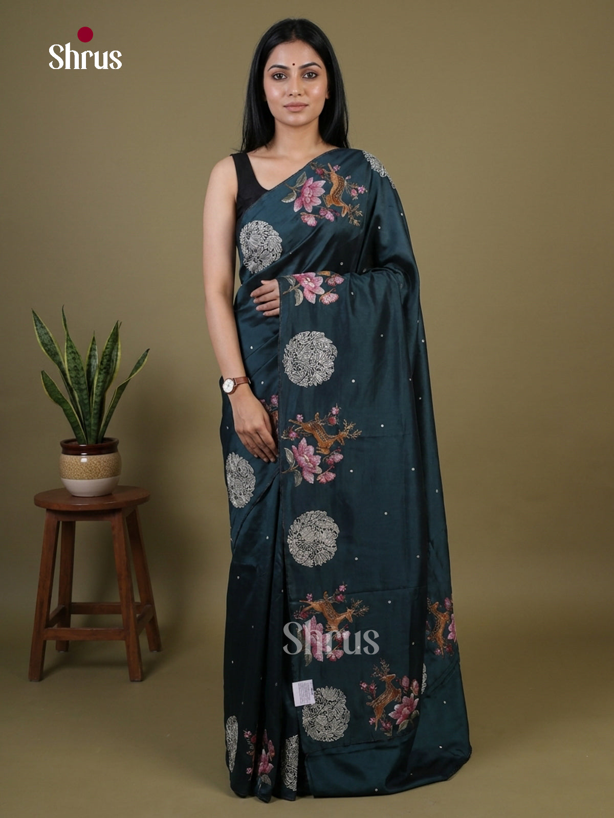 Tussar Embroidery Saree - EI02085