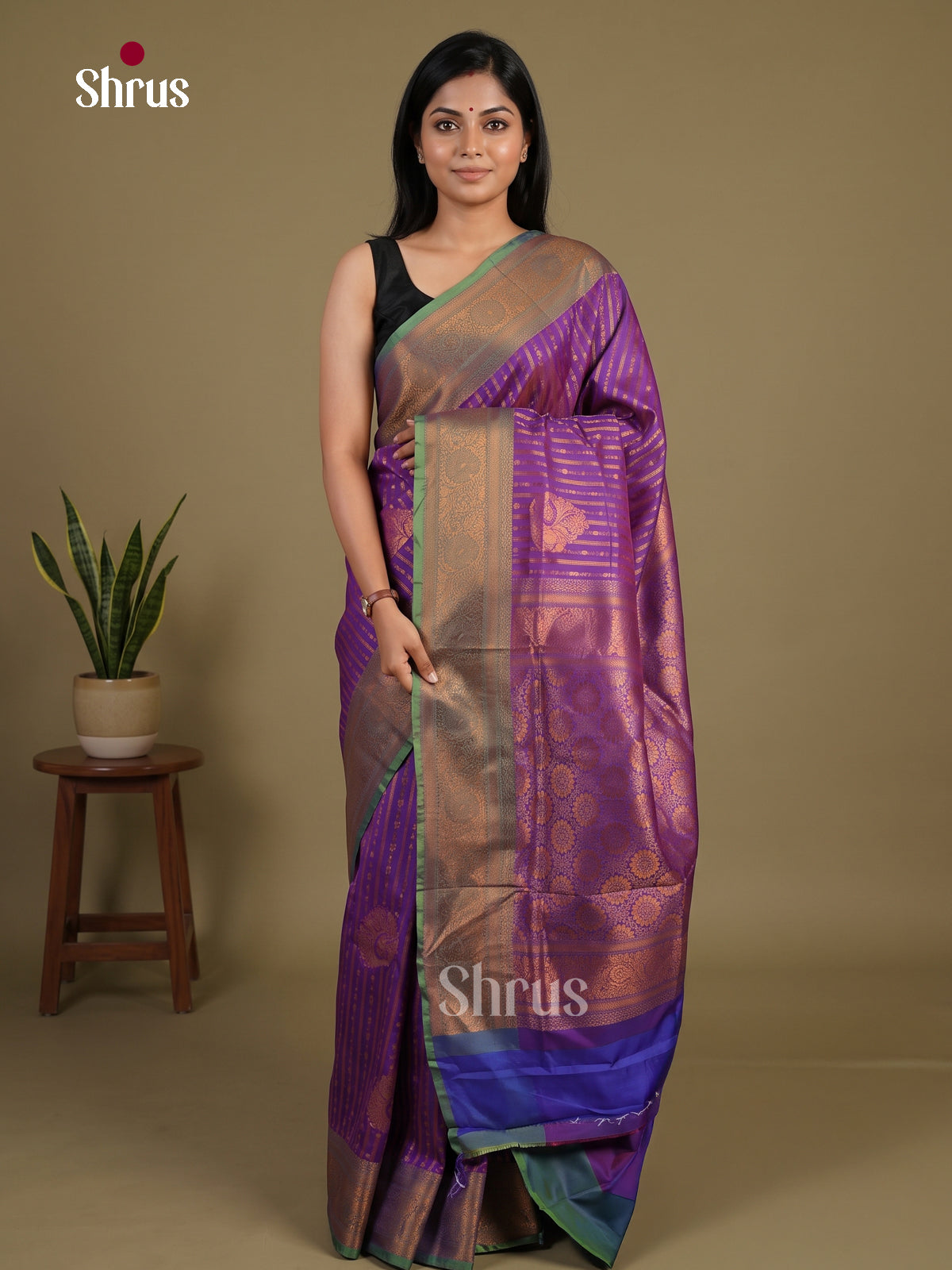 Semi Softsilk Saree - EI02323