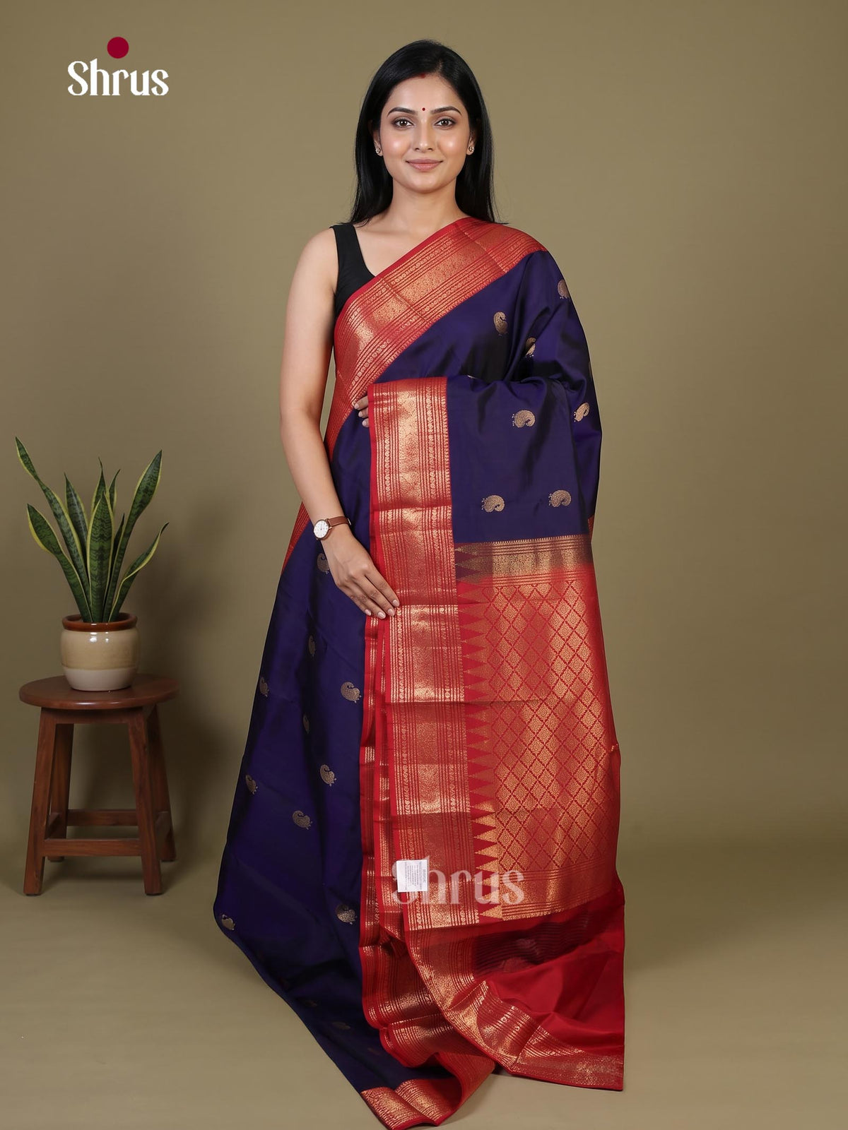 Kanchipuram silk Saree - EI02349