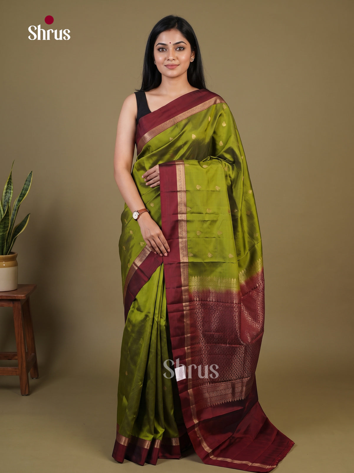 Green & Arakku Maroon - Softsilk-halfpure Saree