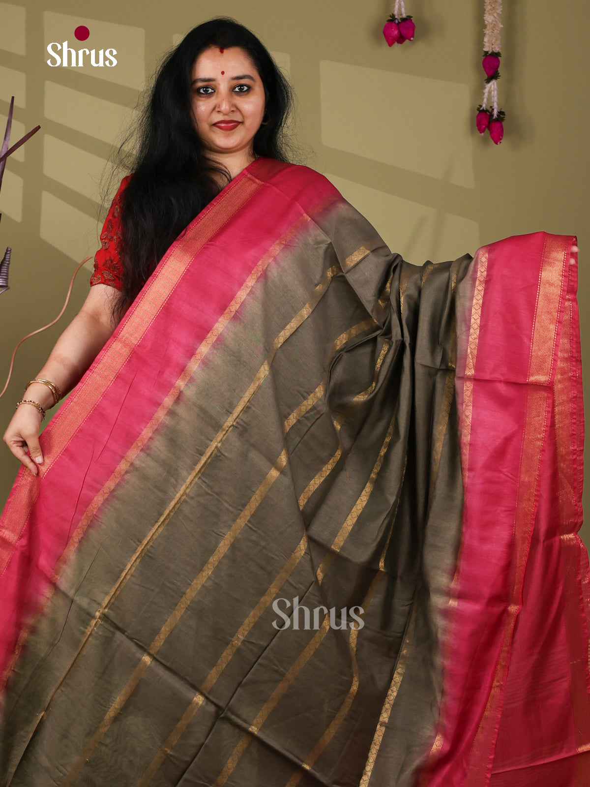 Semi Tussar Saree - EI05097