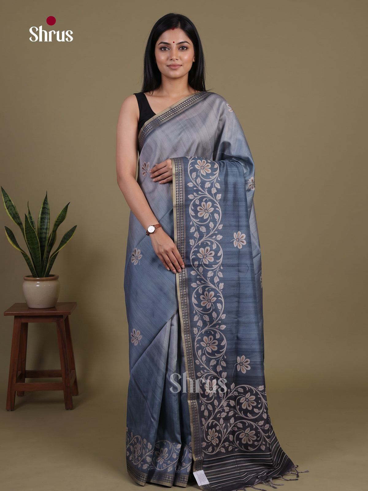 Printed Semi Tussar Saree - EI07185 - Shop on Shrus.com