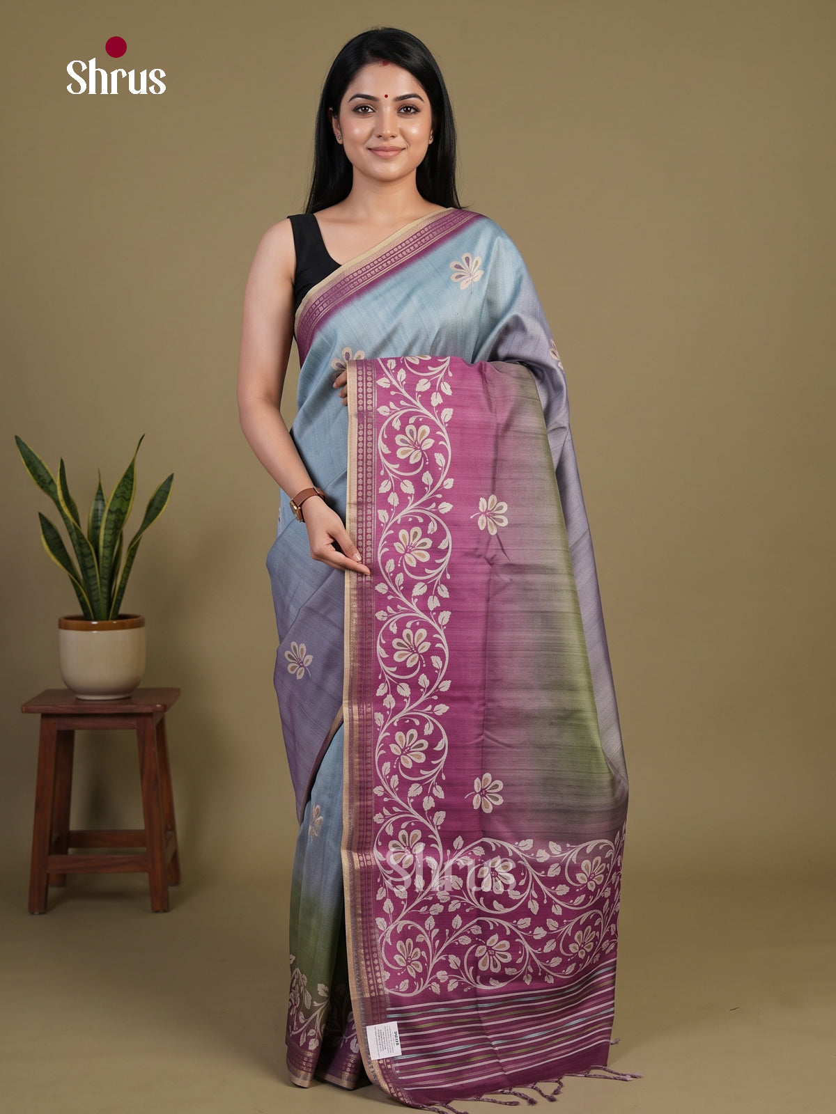 Printed Semi Tussar Saree - EI07193 - Shop on Shrus.com